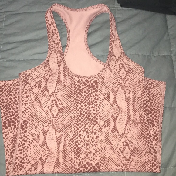 lulu cool racer back - Picture 3 of 4